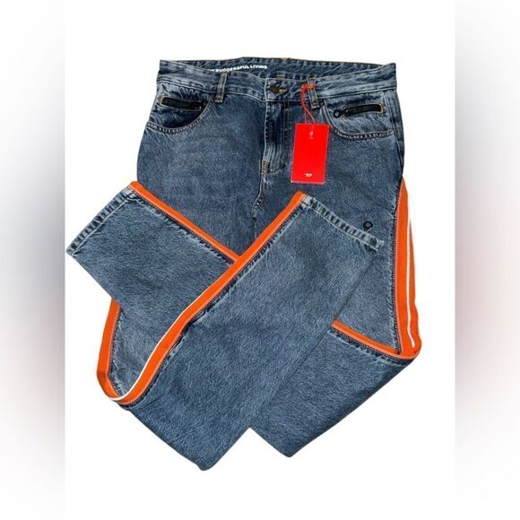 Diesel NWT D-VISION EMAT Straight Leg Denim Jeans Size 28 - Picture 9 of 11